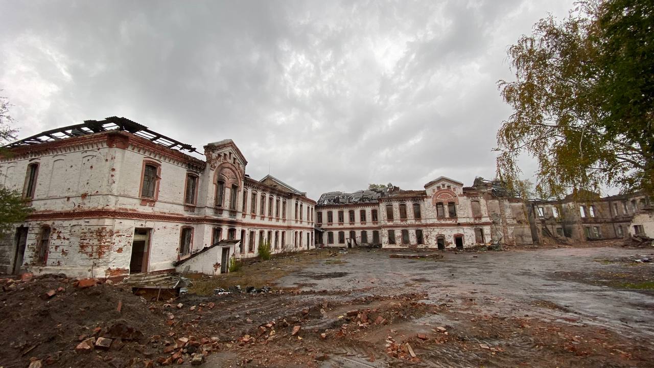 Зруйнований Ізюм - зображення 23